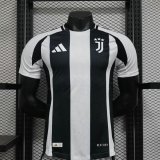 Versione del giocatore maglia Juventus casa 2025