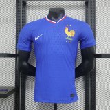 Versione del giocatore maglia Francia casa 2025